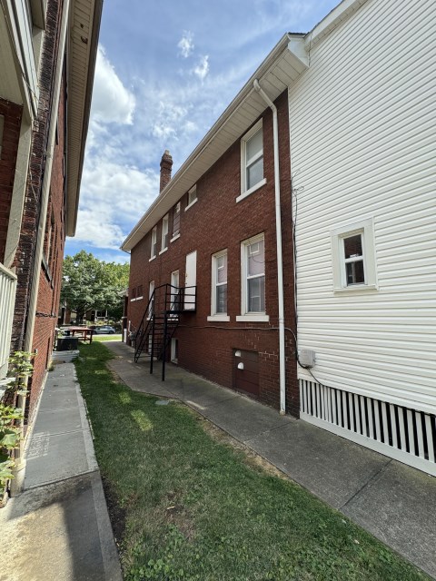 Side House