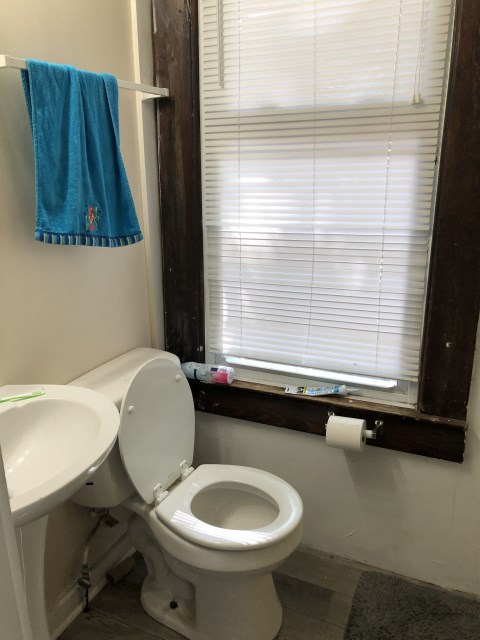 First floor bathroom 1