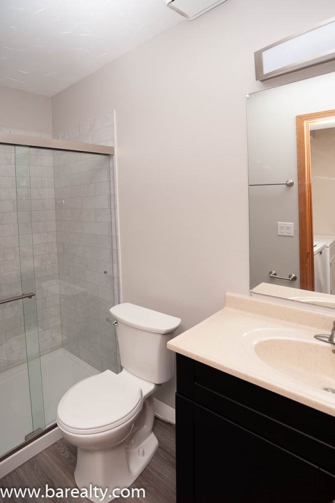 Upper level bathroom 1