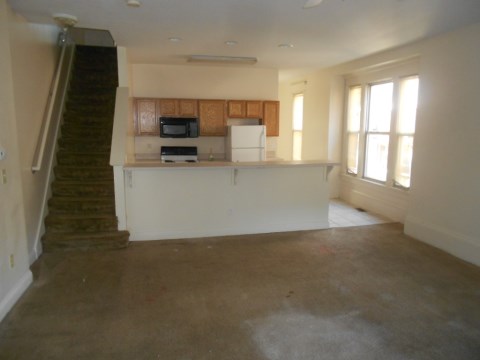 Living Room/Kitchen