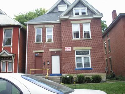 1351 Hunter