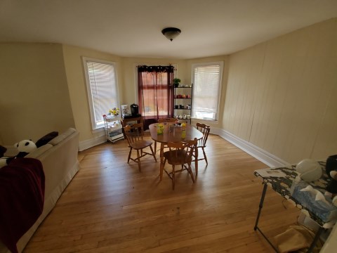 Dining Rm