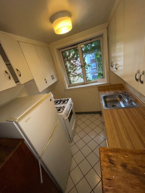 203 Kitchen