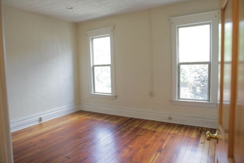 23 B 8