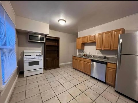 Kitchen 2
