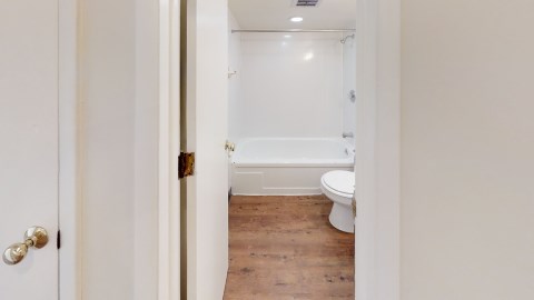313 e chitt 1 br 8