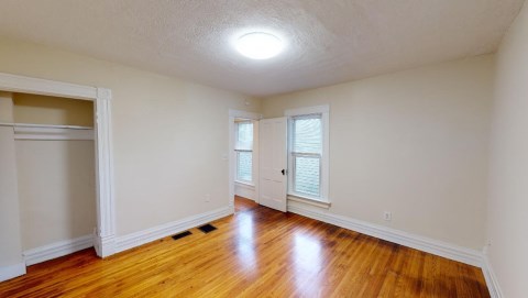 4 spacious bedrooms!