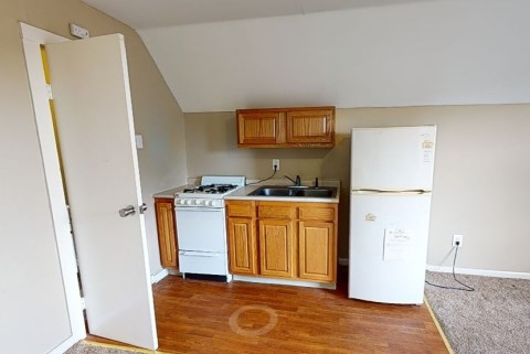 71 W 9th Ave 1