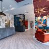 8th and High