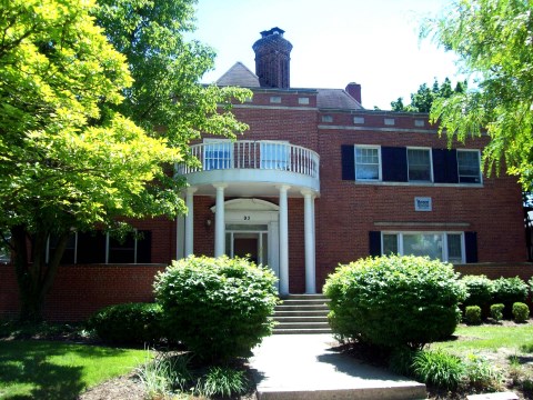 exterior Photo