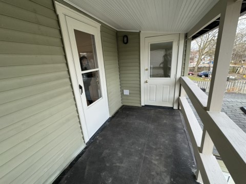 Private porch