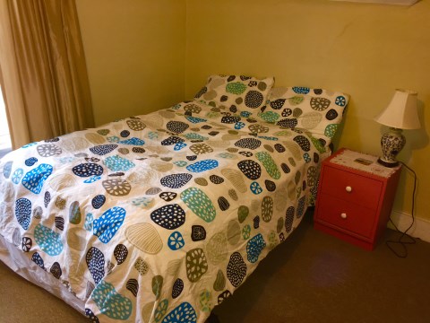 Bedroom 2 (bed)