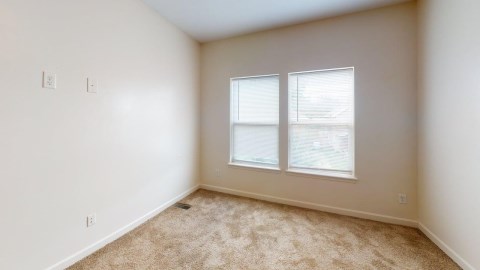 Bedroom (View 4)