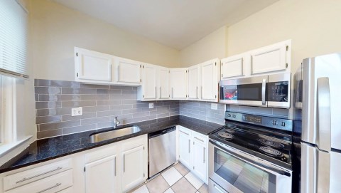 Beautiful kitchen!