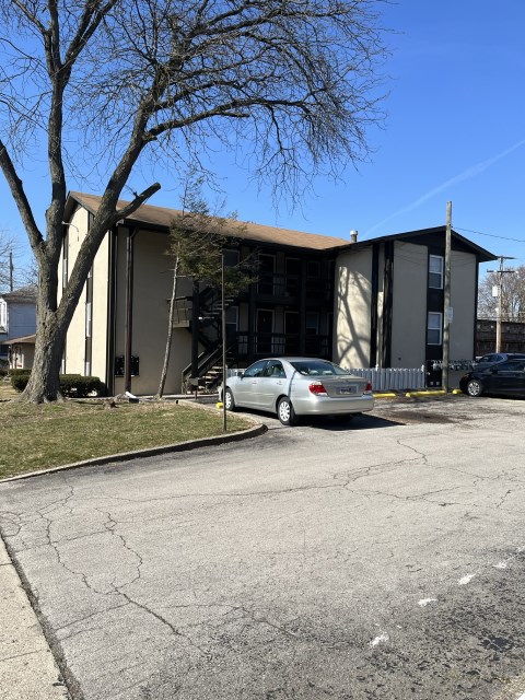 Side view of bldg