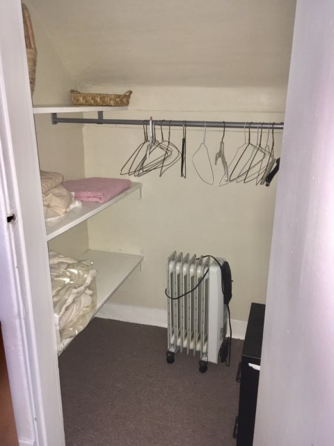 bedroom 2 (large closet)