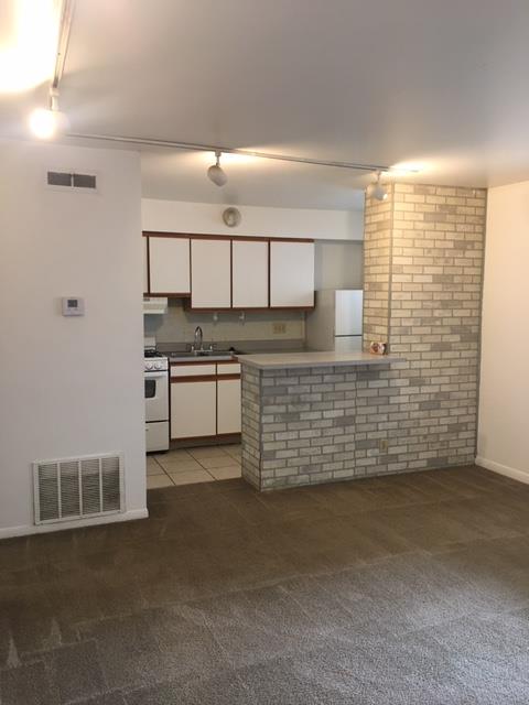 40 2B