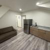 Living/Wet bar