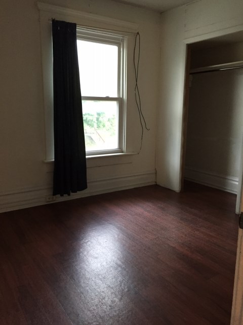2nd floor front south room