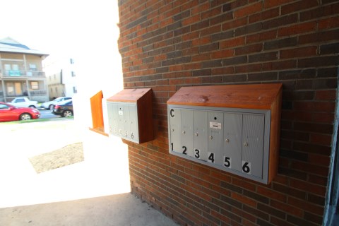 Chittenden and Indianola...Nice modern building