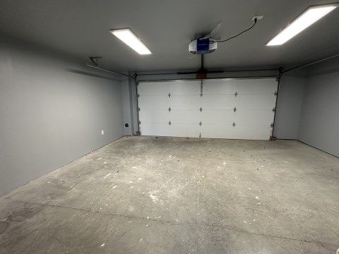 2 cars garage