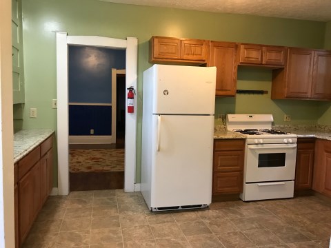 Kitchen Picture 2