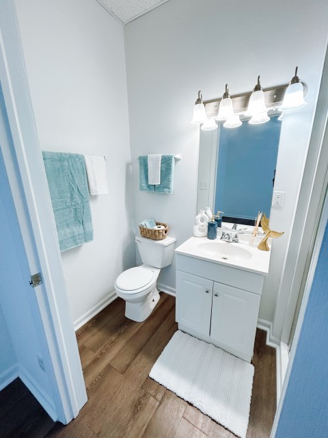 Bathroom #2, connected to Bedroom #2