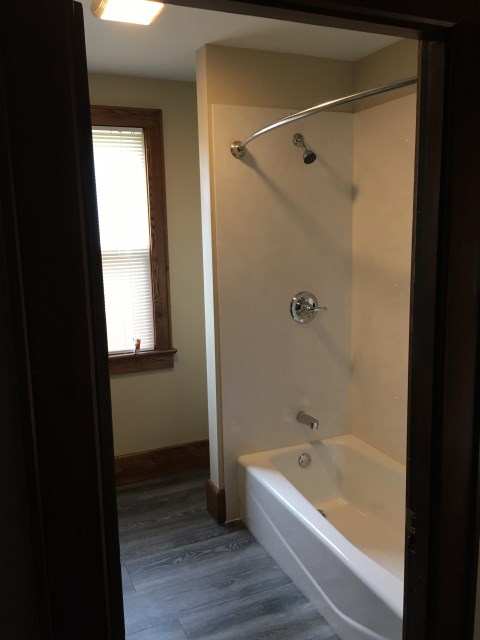 Second floor full bath