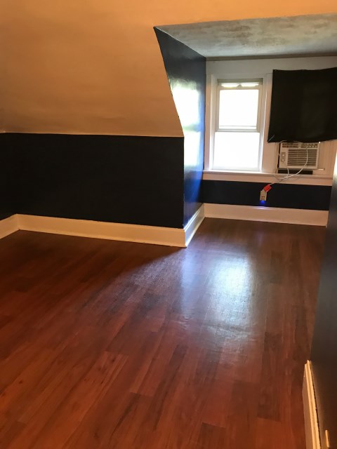 3rd floor front room pic 2