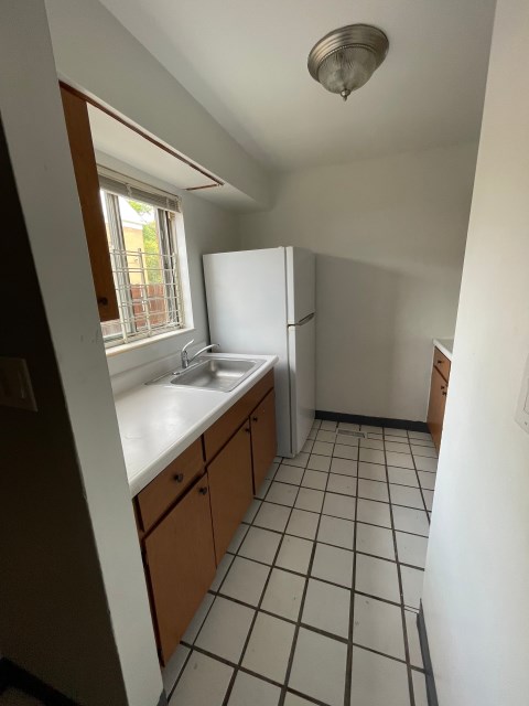 167 E 14th E
