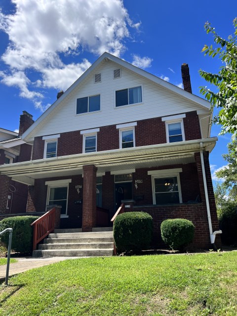 2117-2119 Summit St.