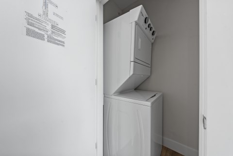In-unit washer/dryer