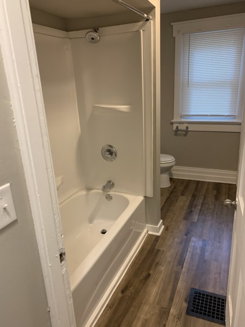 Floor 2 Full Bath