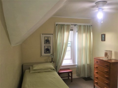 Bedroom 3 (bed)
