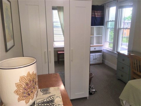 Bedroom 3 (Ikea wardrobe)