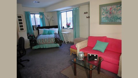176 e norwich bedroom