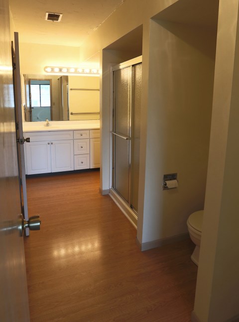 178 Bathroom