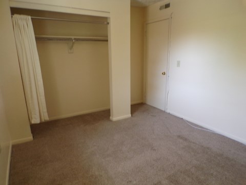 198-C1 Bedroom