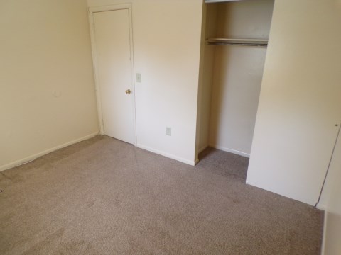 198-C1 Bedroom