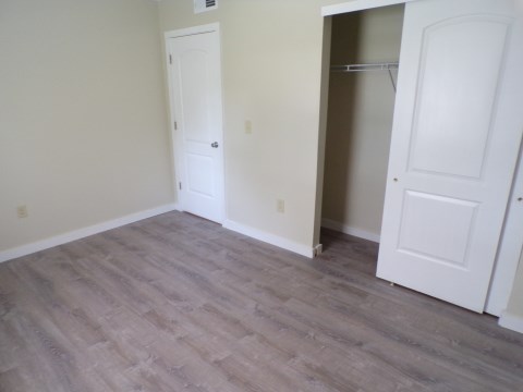 198-C3 Bedroom