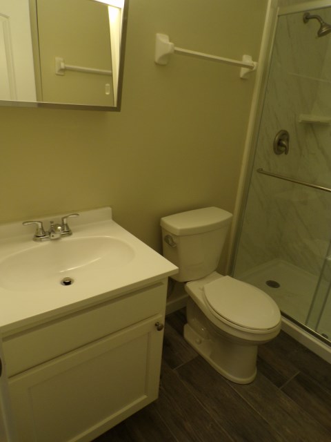 198-C3 Bathroom
