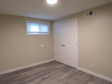 30-105 Room