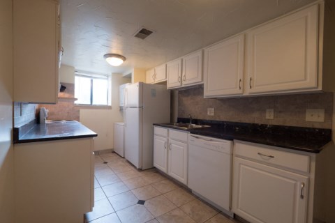 169 kitchen2