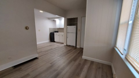 Living room & Kitchen