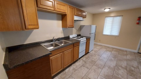 214 East Norwich Avenue D - kitchen