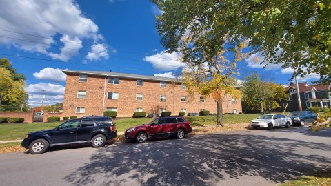220 E. Lane Ave.
