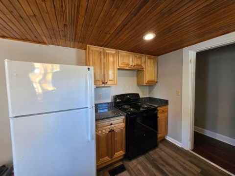 Upper level unit kitchen