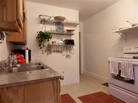 Kitchen 1