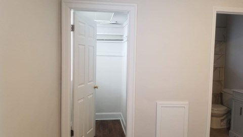 Walk in Closet