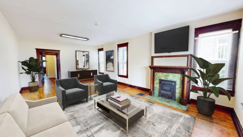 Welcome to 1667 Summit Street!